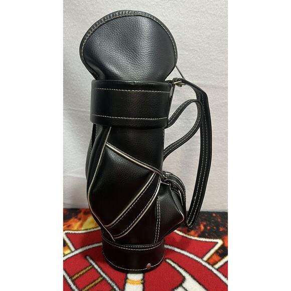 Mini-Golf Bag Black/ Silver Trim‎ Perfect Wine/Liquor Holder/Balls/Tees - Picture 1 of 7